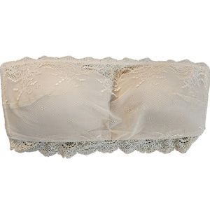 Spanx Undetectable Lace Bandeau Strapless Bra Size Small Never Worn, New